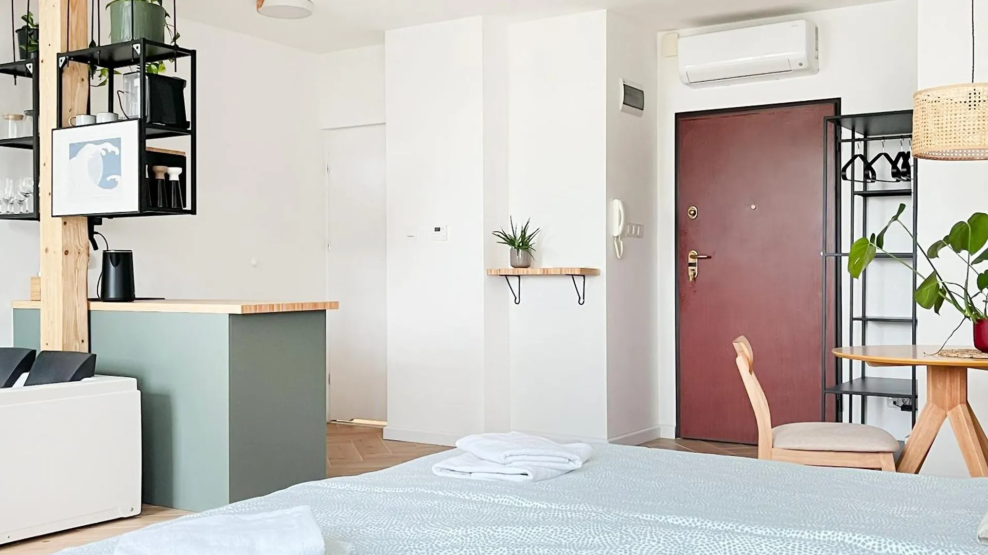 Jacuzzi Premium With Air Conditioning, Main Square Apartment Krakow