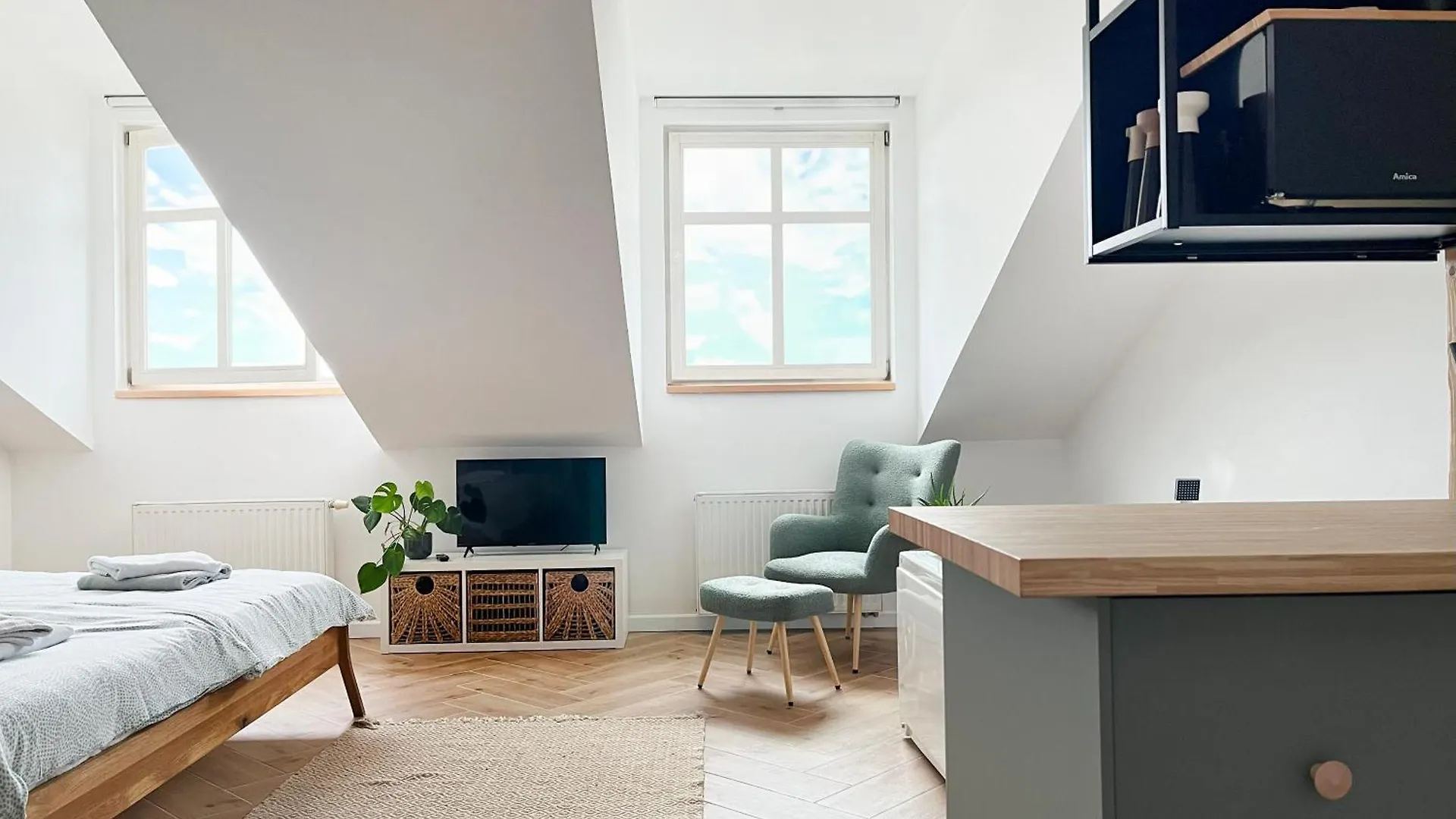 Jacuzzi Premium With Air Conditioning, Main Square Apartment Krakow