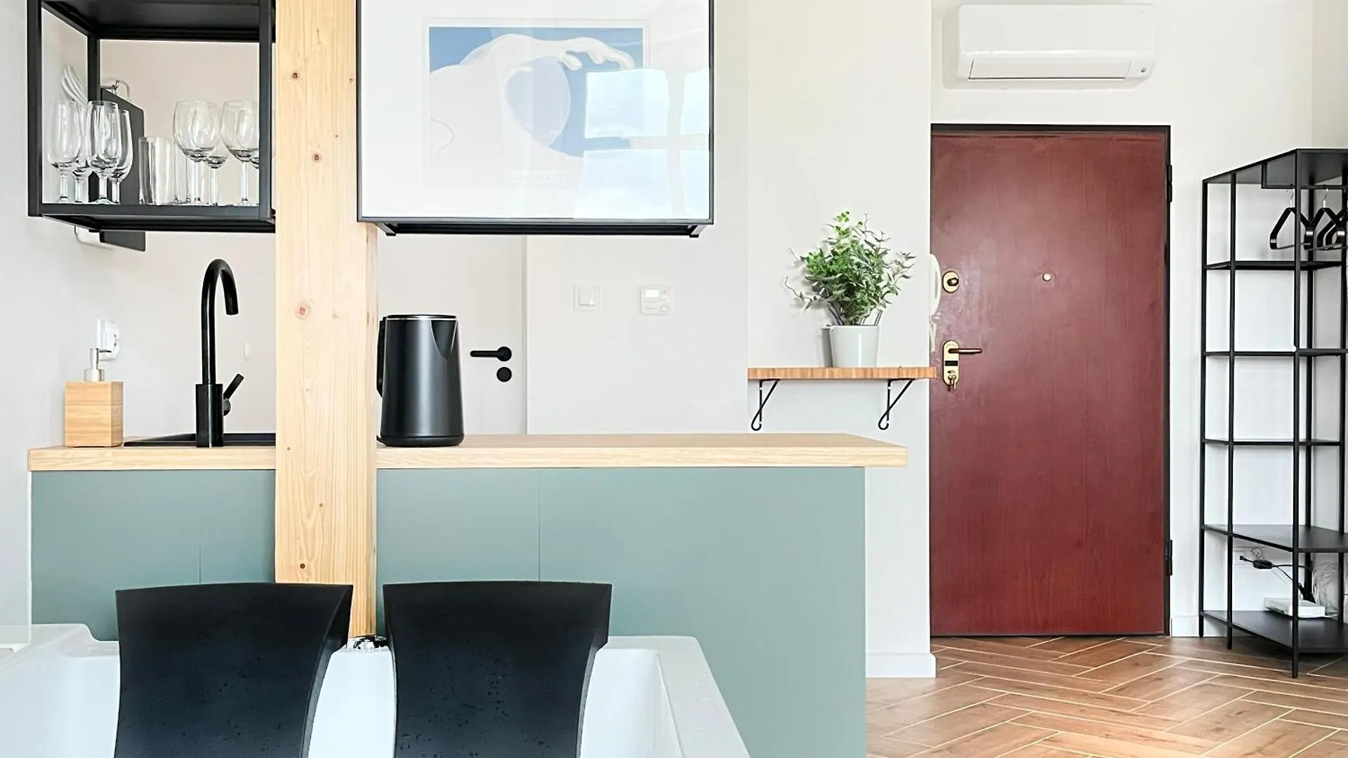 Jacuzzi Premium With Air Conditioning, Main Square Apartment Krakow 0*,  Poland